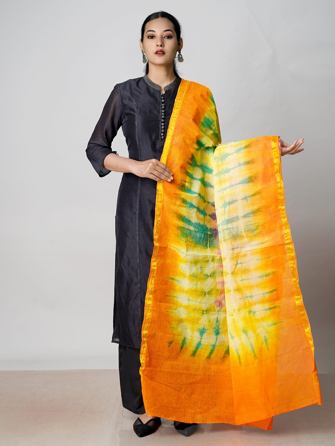 

Unnati Silks Printed Pure Cotton Tie and Dye Dupatta with Zari, Orange