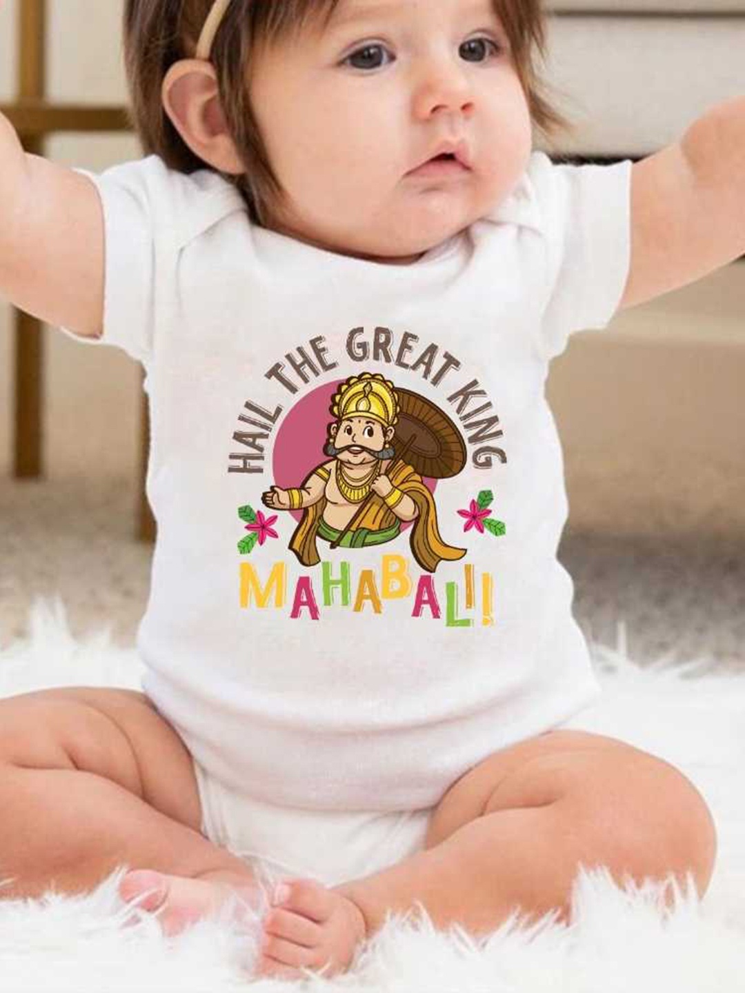 

KNITROOT Infants Hail The Great King Printed Cotton Bodysuit, White