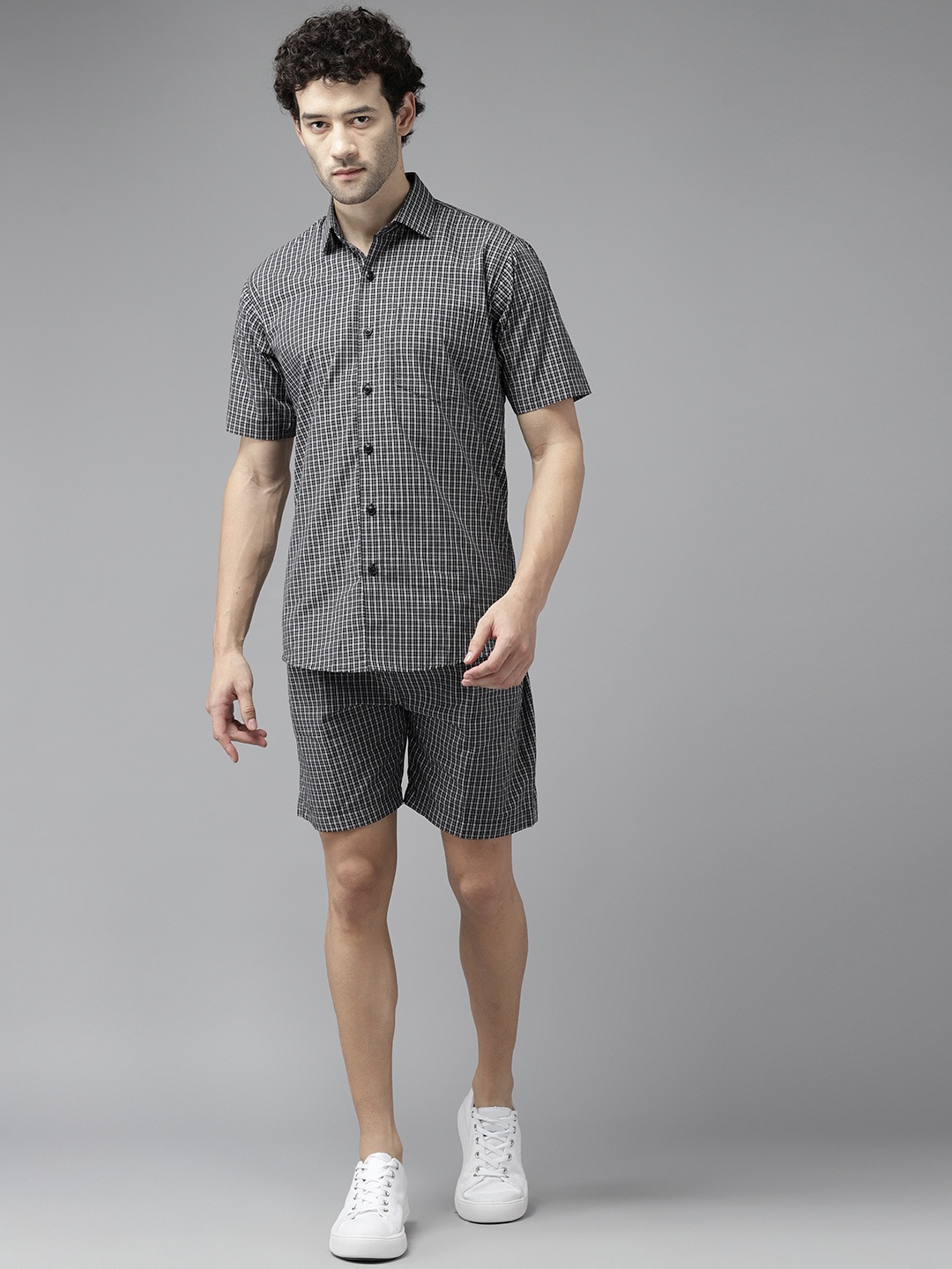 

Shaftesbury London Men Checked Shirt with Shorts, Black
