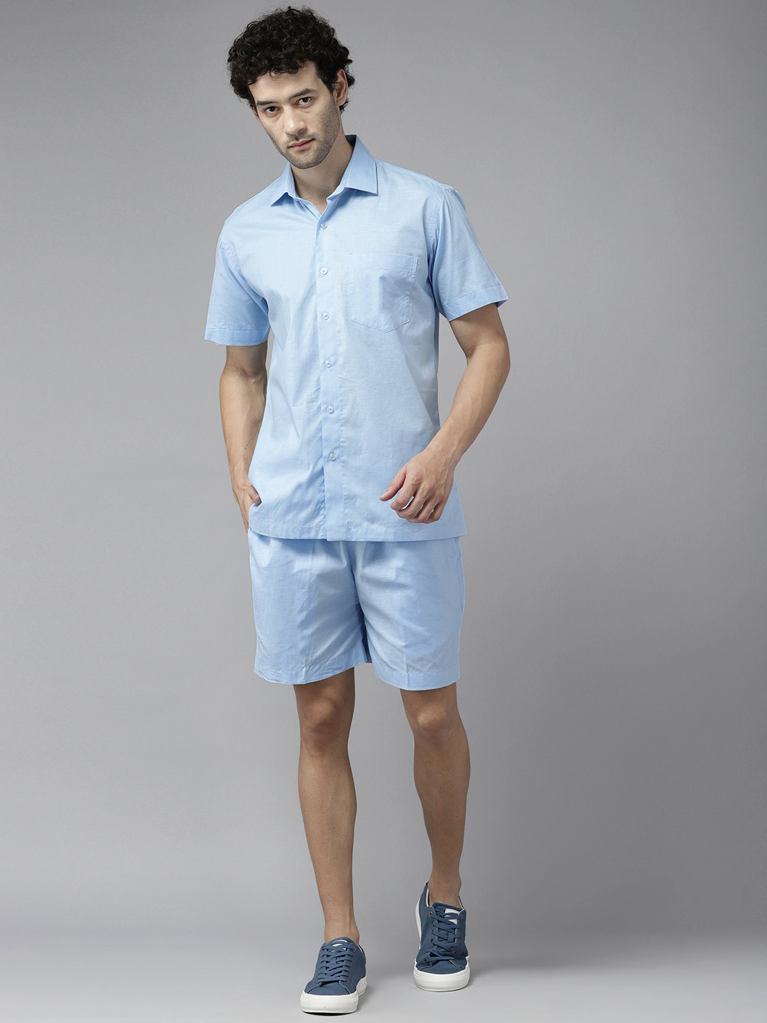 

Shaftesbury London Men Solid Shirt with Shorts, Blue