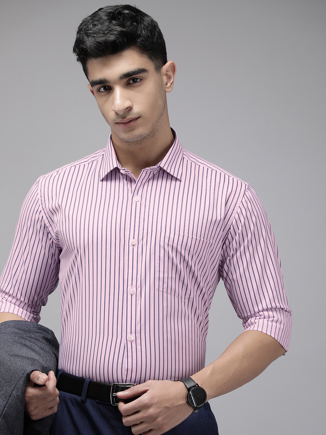 

Park Avenue Men Slim Fit Pure Cotton Striped Formal Shirt, Pink