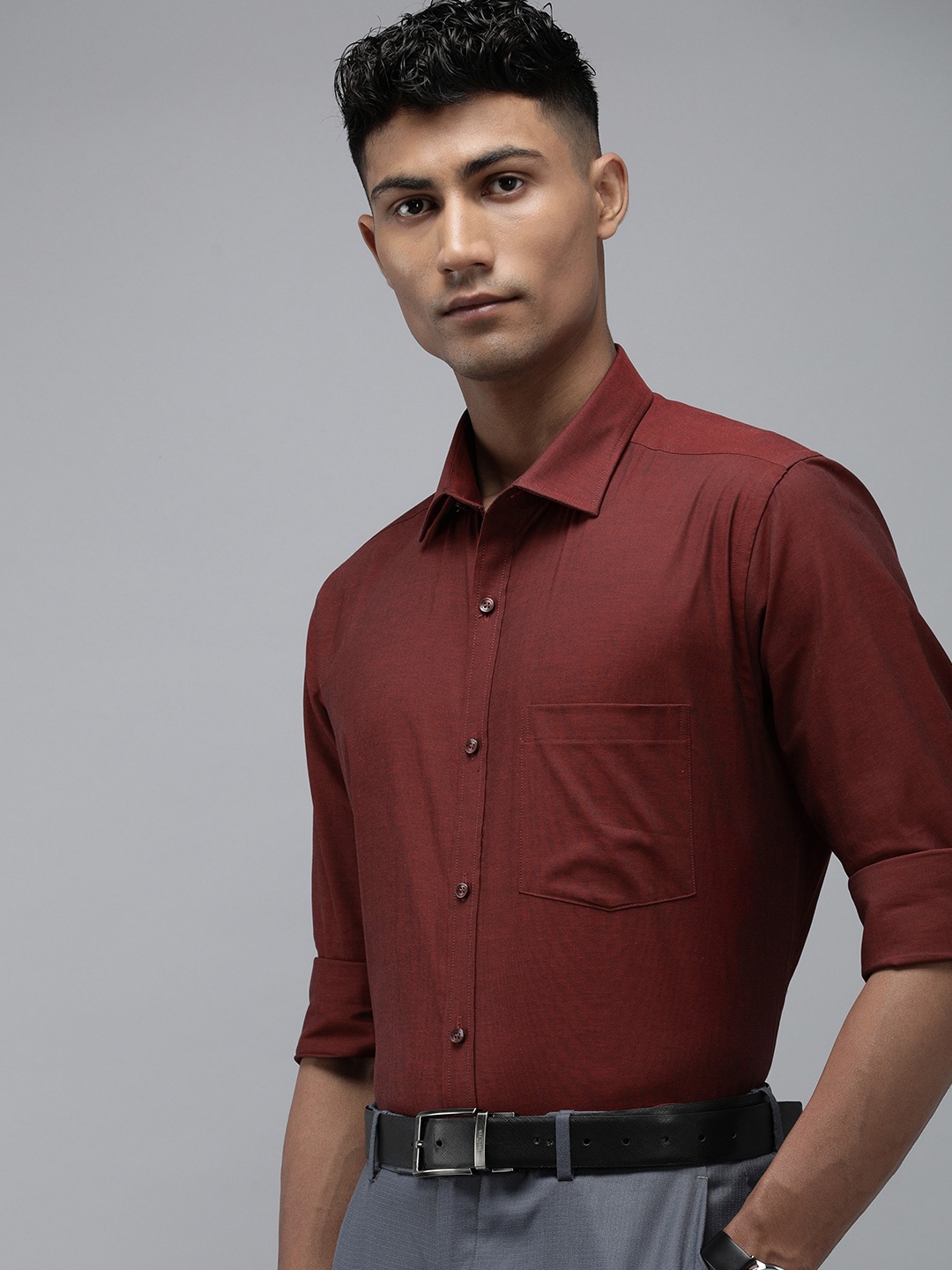 

Park Avenue Solid Slim Fit Pure Cotton Formal Shirt, Maroon