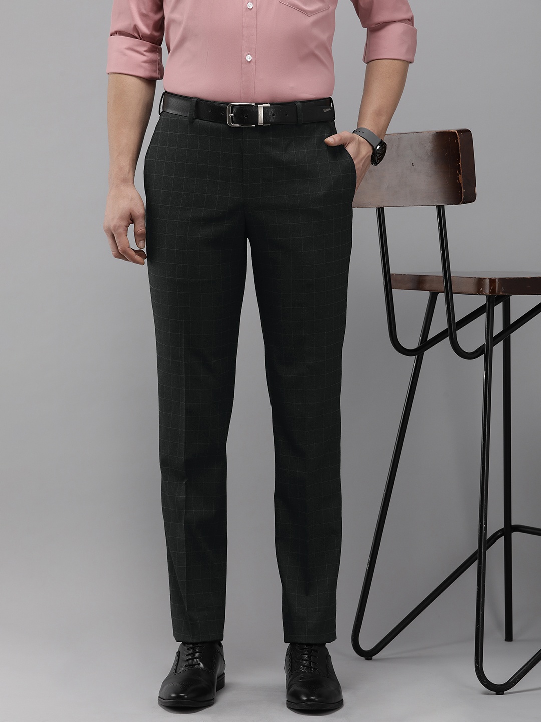 

Park Avenue Men Checked Smart Low-Rise Formal Trousers, Charcoal