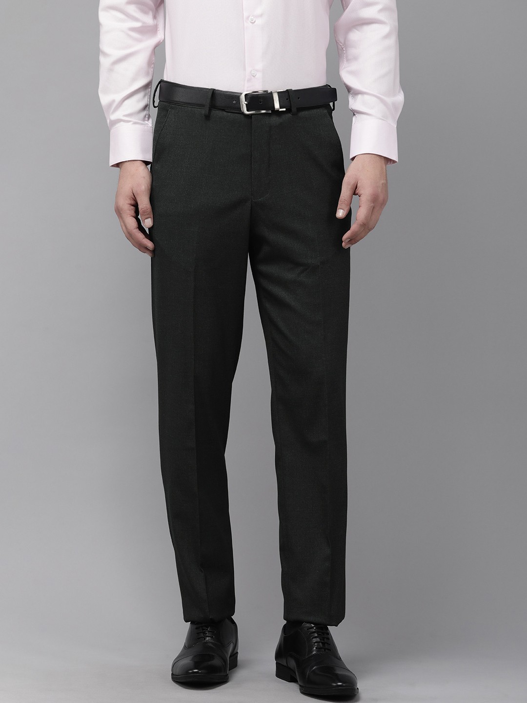 

Van Heusen Men Custom Fit Formal Trousers, Charcoal