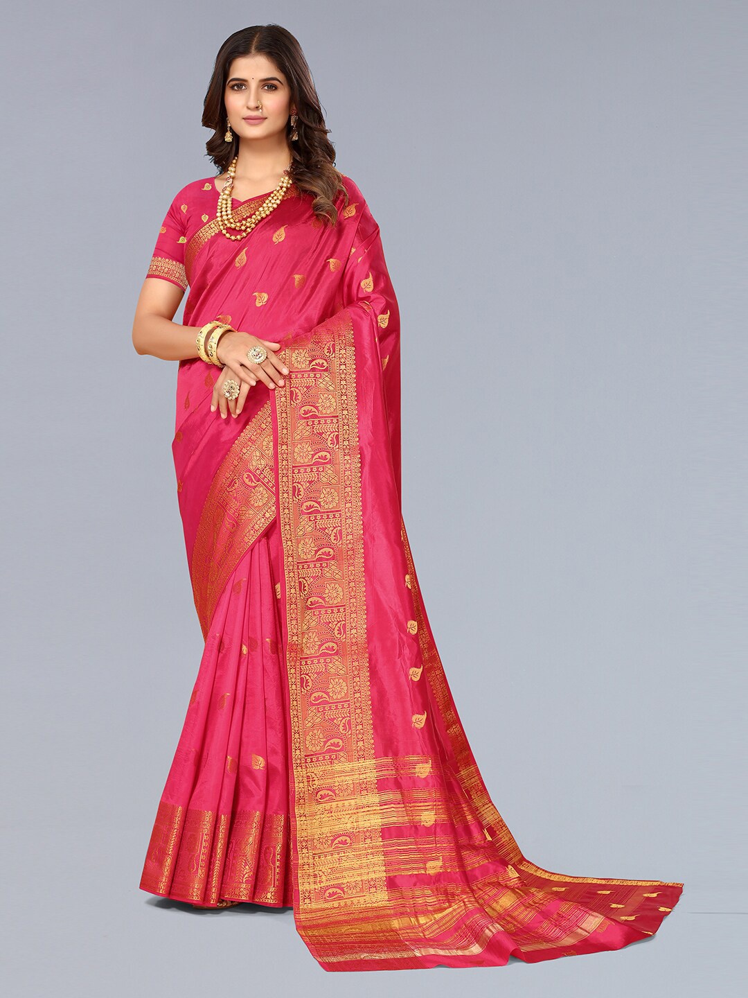 

Pisara Ethnic Motifs Woven Design Zari Silk Cotton Banarasi Saree, Pink