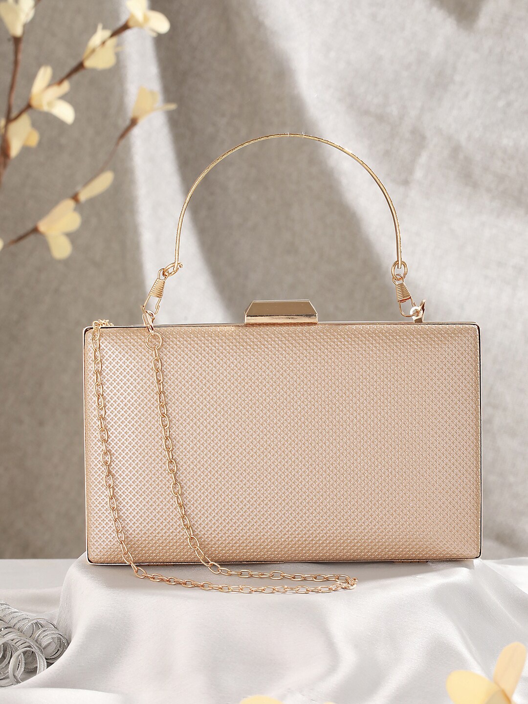 

Sangria Shoulder Strap Box Clutches, Gold