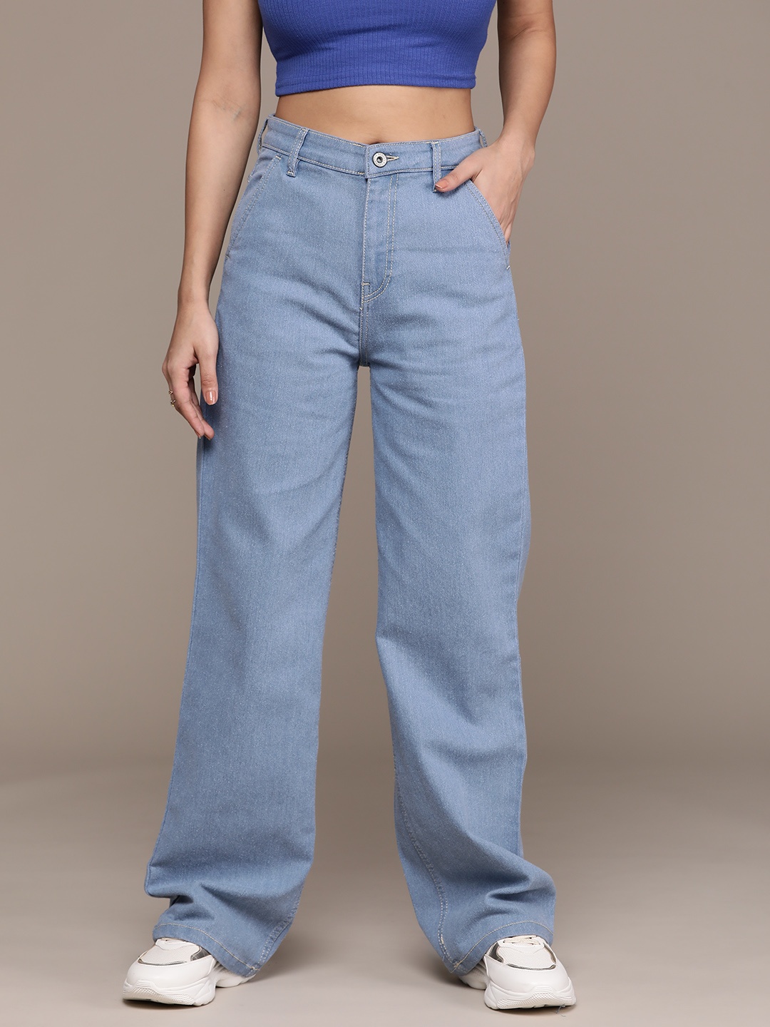 

The Roadster Lifestyle Co. Women Wide Leg Light Fade Stretchable Jeans, Blue