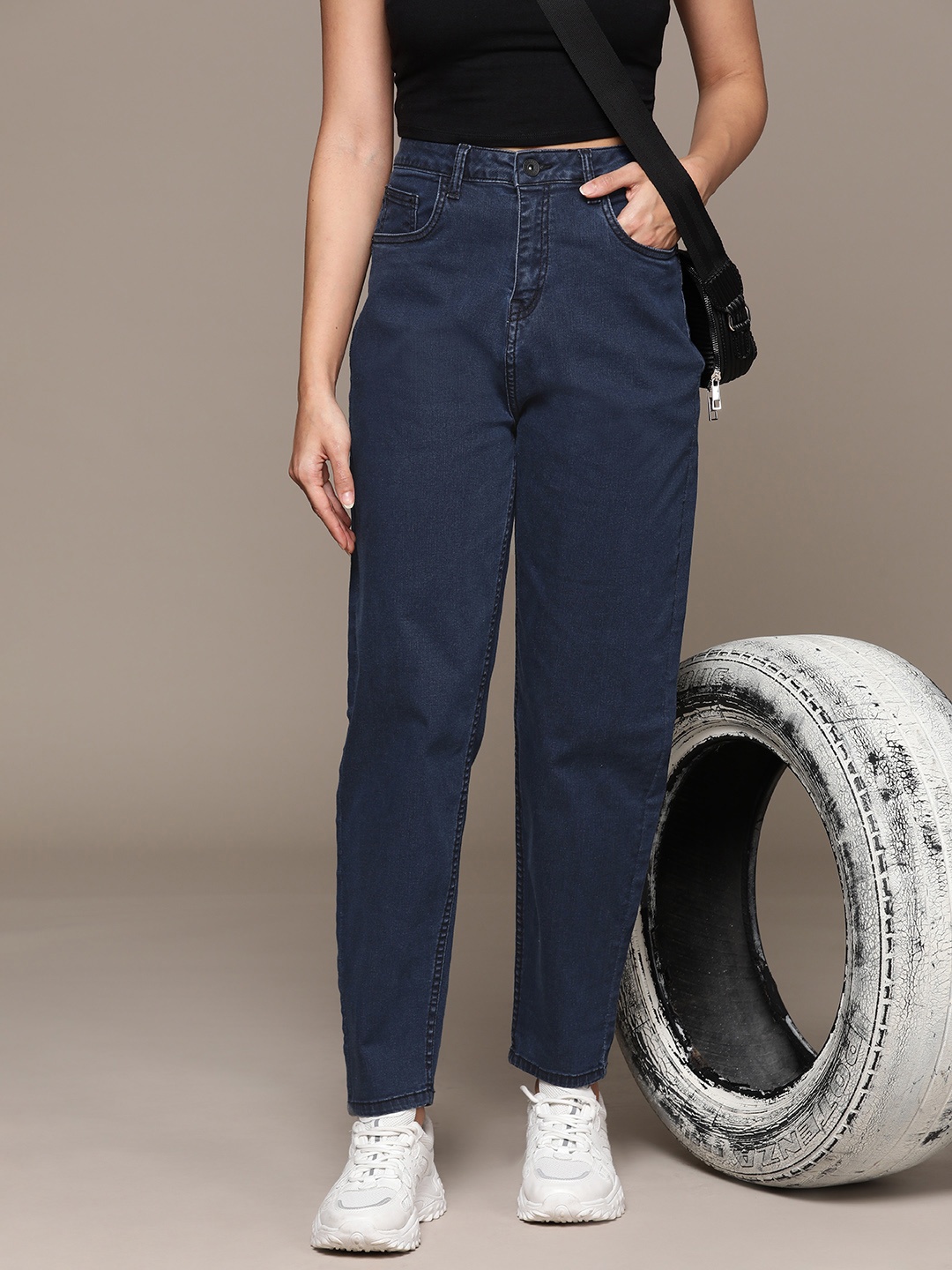 

The Roadster Lifestyle Co. Women High-Rise Stretchable Slouchy Fit Jeans, Navy blue