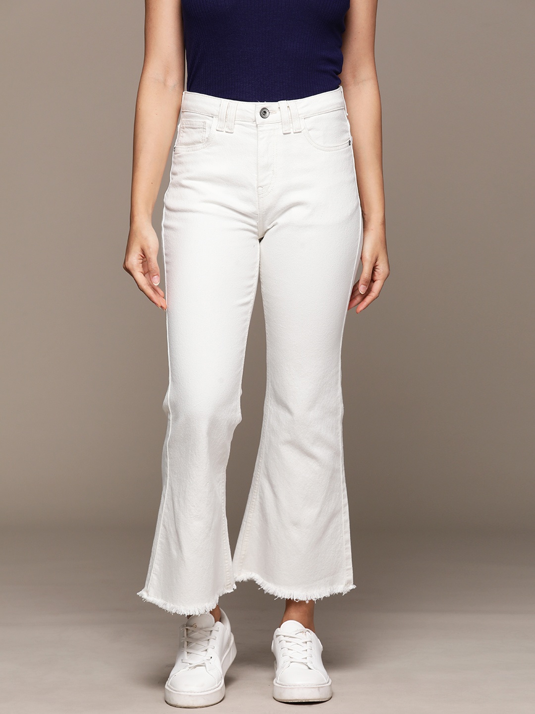 

The Roadster Lifestyle Co. Women Flared Stretchable Frayed Jeans, White