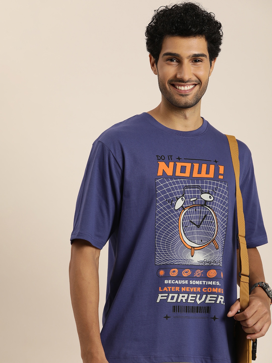 

Difference of Opinion Men Printed Pure Cotton T-shirt, Navy blue