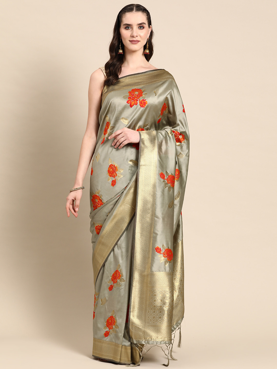 

Ishin Floral Zari Banarasi Saree, Cream