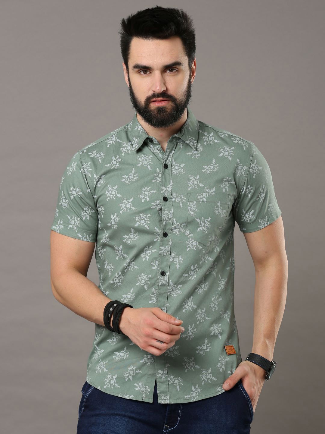 

Tallwalker Abstract Printed Standard Slim Fit Cotton Casual Shirt, Green