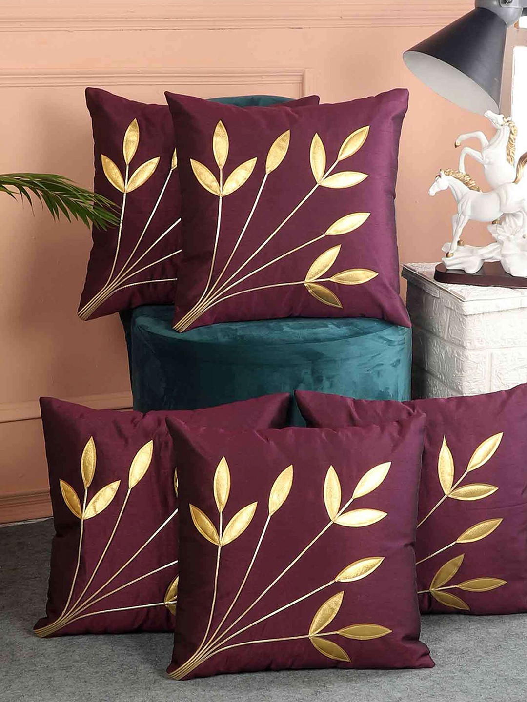 

MFD HOME FURNISHING Purple & Gold-Toned 5 Pieces Ethnic Motifs Square Cushion Covers