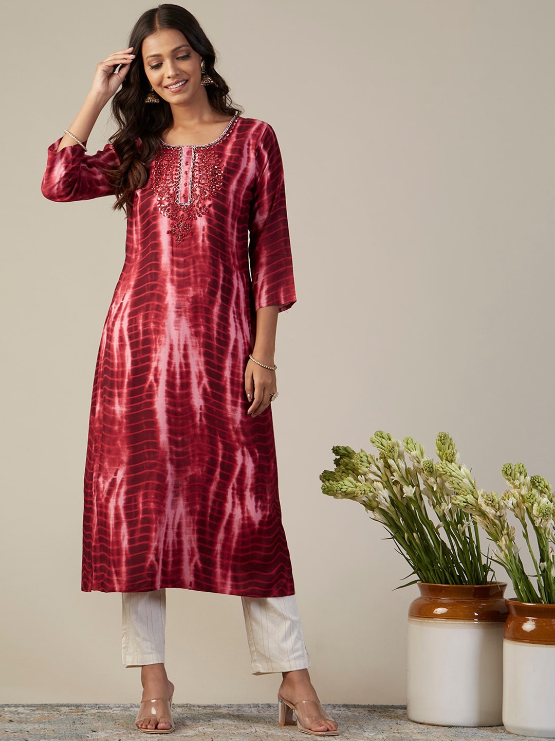 

FASHOR Maroon Tie & Dyed Mirror Work Straight Kurta