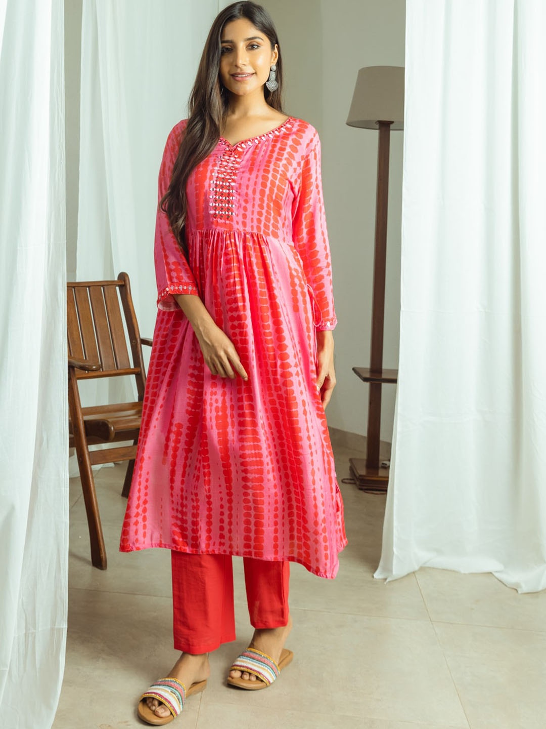 

Ishin Abstract Printed Mirror Work Pure Cotton A-Line Kurta With Trousers, Pink