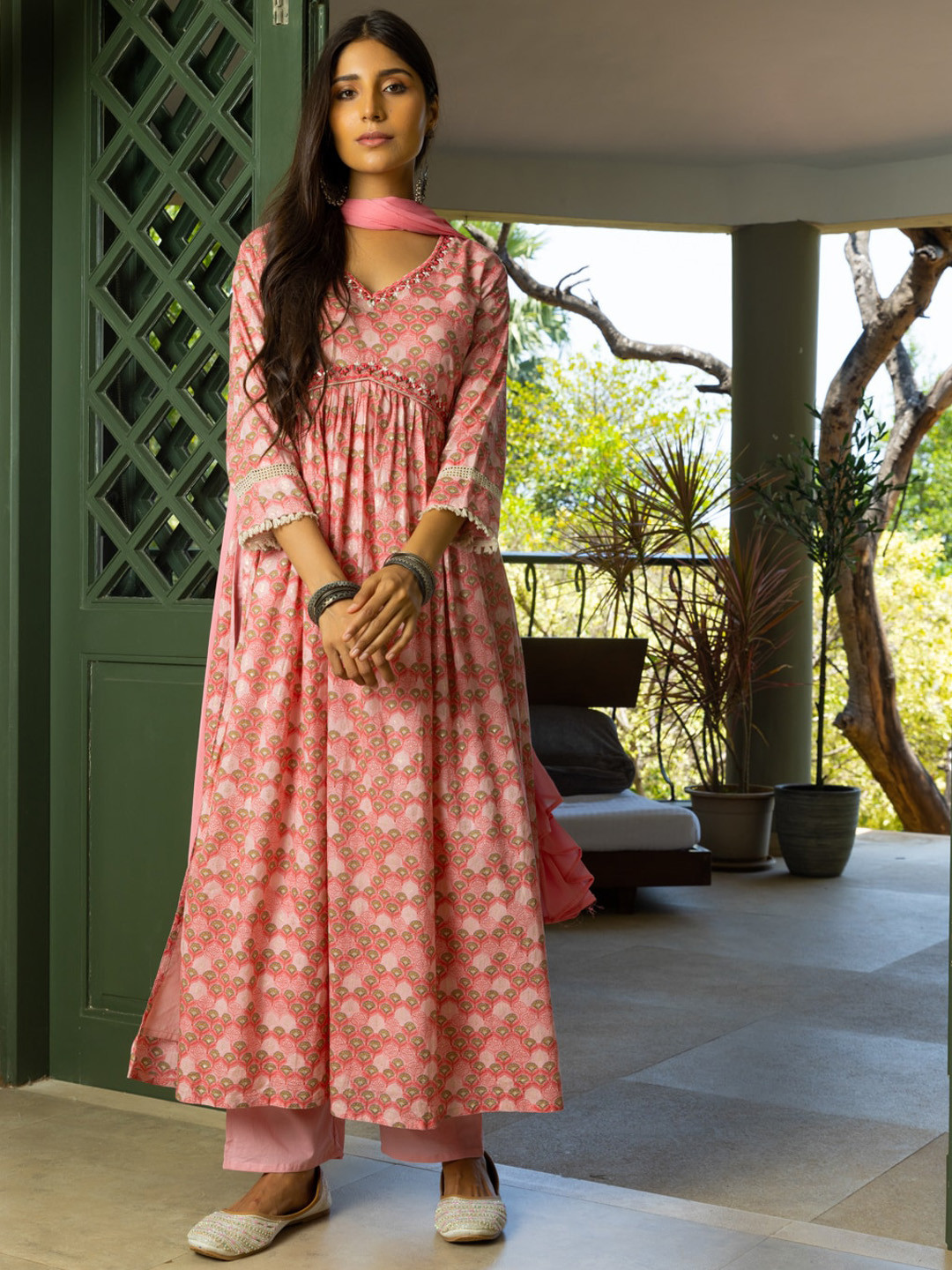

Ishin Floral Printed Empire Thread Work Pure Cotton A-Line Kurta & Trouser With Dupatta, Pink
