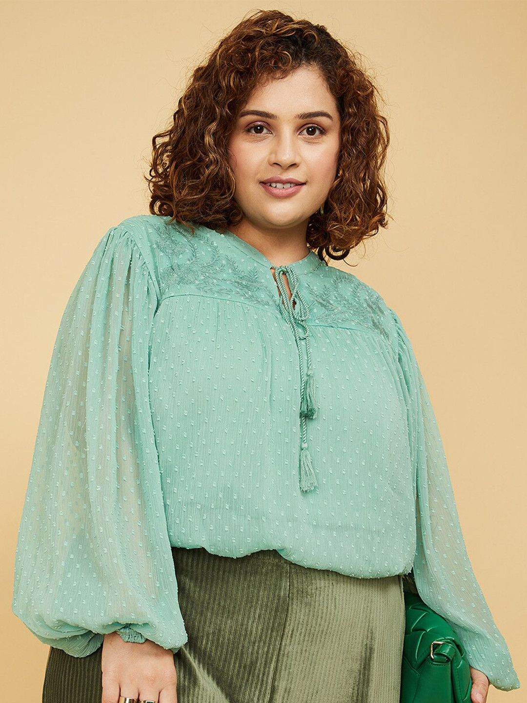 

max Plus Size Tie-Up Neck Top, Blue