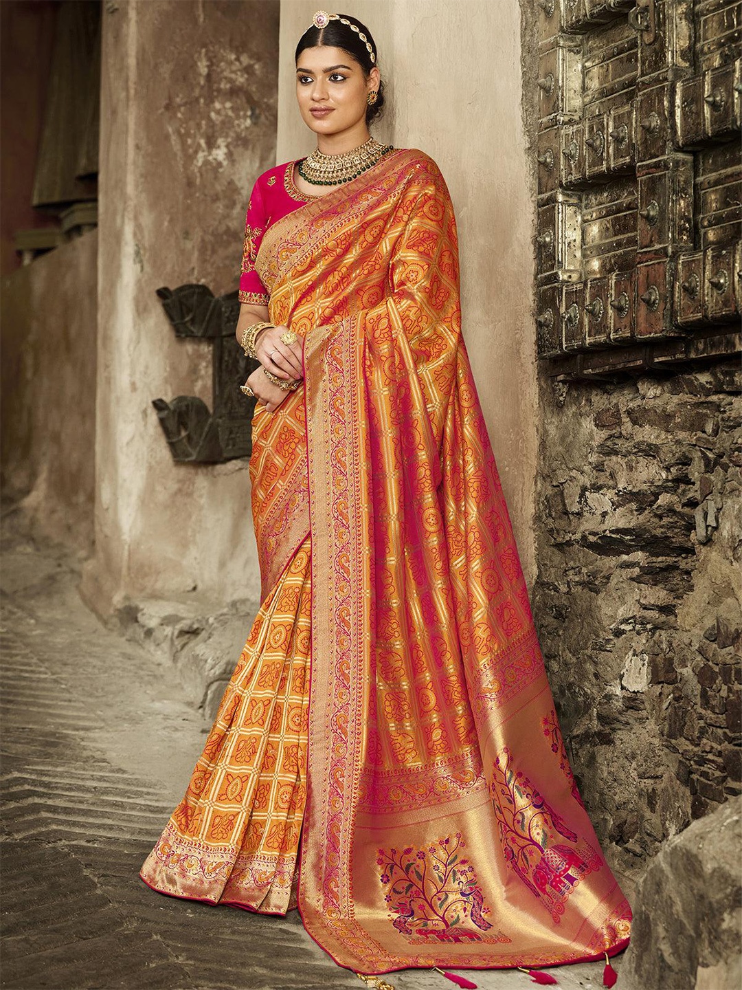 

ODETTE Ethnic Motif Woven Design Zari Saree, Mustard