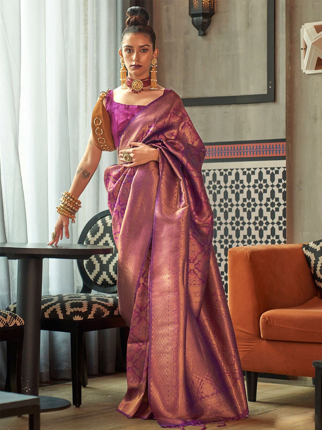 

ODETTE Ethnic Motifs Woven Design Zari Saree, Violet