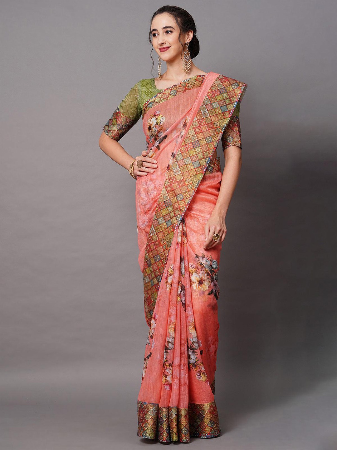 

ODETTE Floral Printed Saree, Peach
