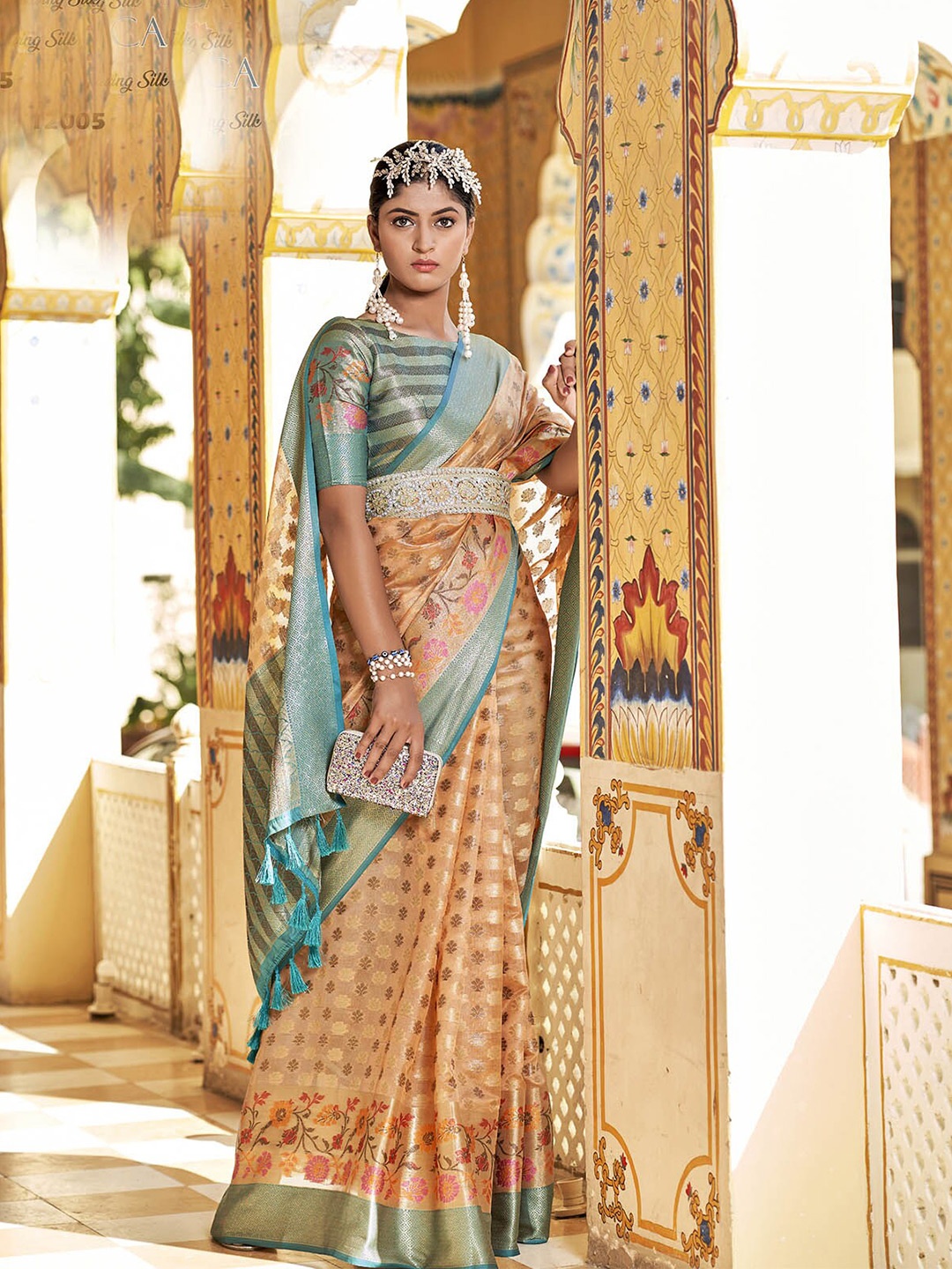 

ODETTE Ethnic Motifs Woven Design Zari Saree, Beige