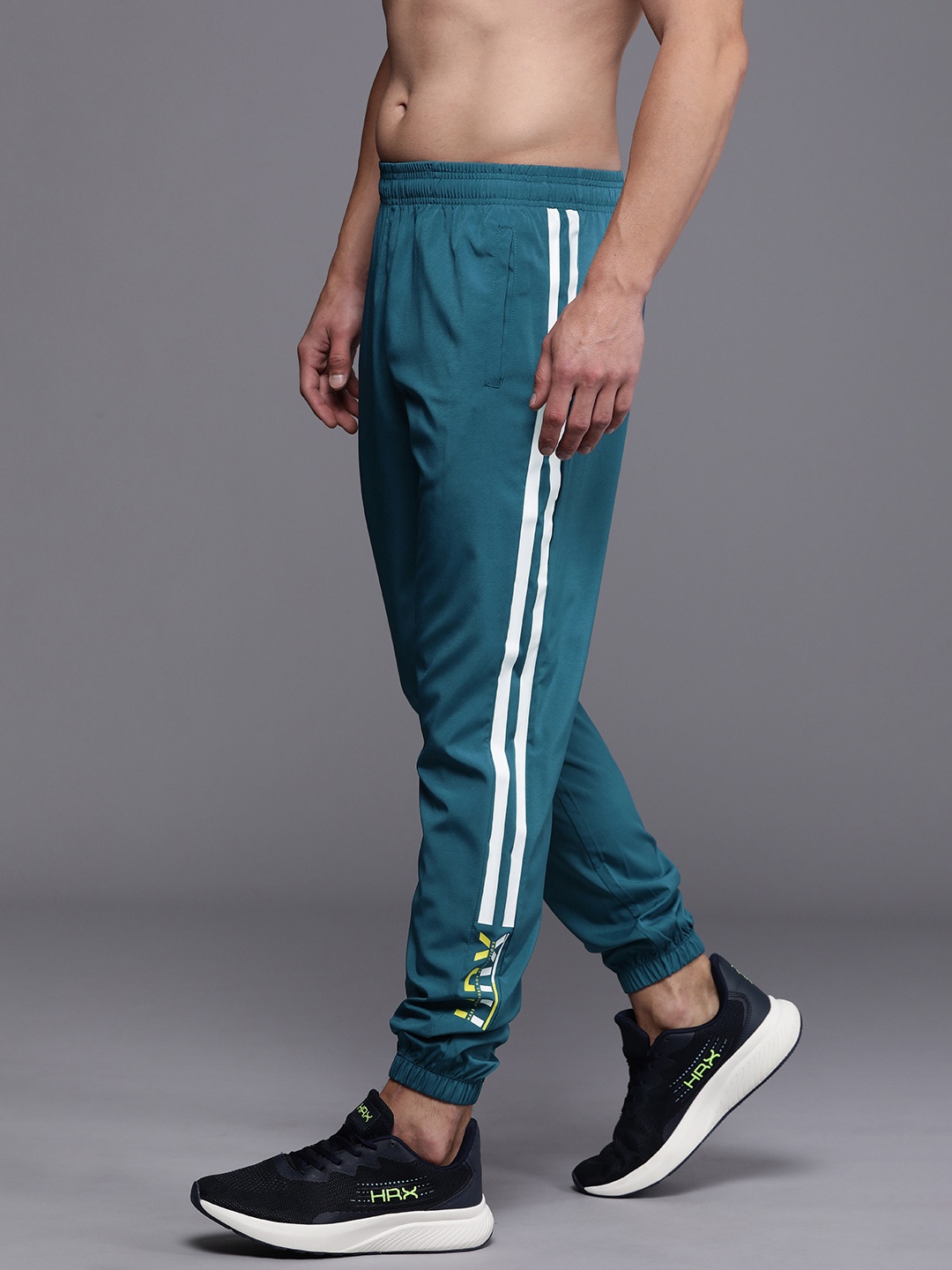 

HRX by Hrithik Roshan Men Rapid-Dry Training Joggers, Teal