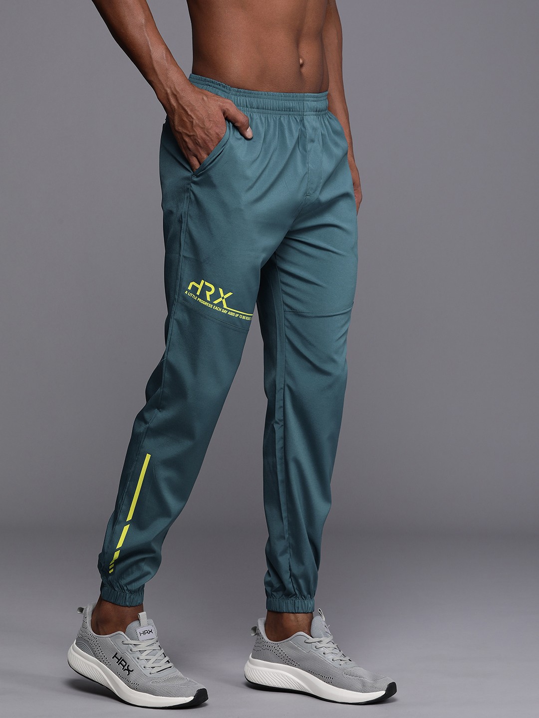 

HRX by Hrithik Roshan Men Antimicrobial Finish Rapid Dry Training Joggers, Teal