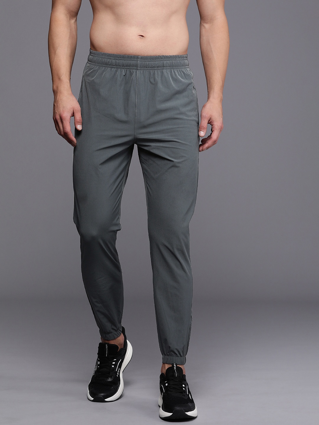 

HRX by Hrithik Roshan Men Rapid-Dry Training Joggers, Charcoal