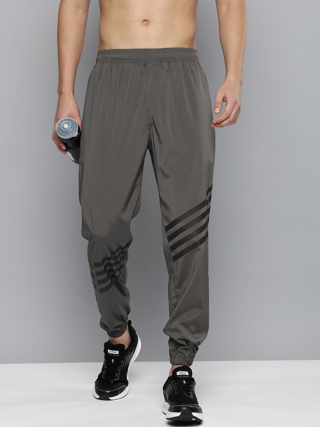 

HRX by Hrithik Roshan Men Training Joggers, Grey