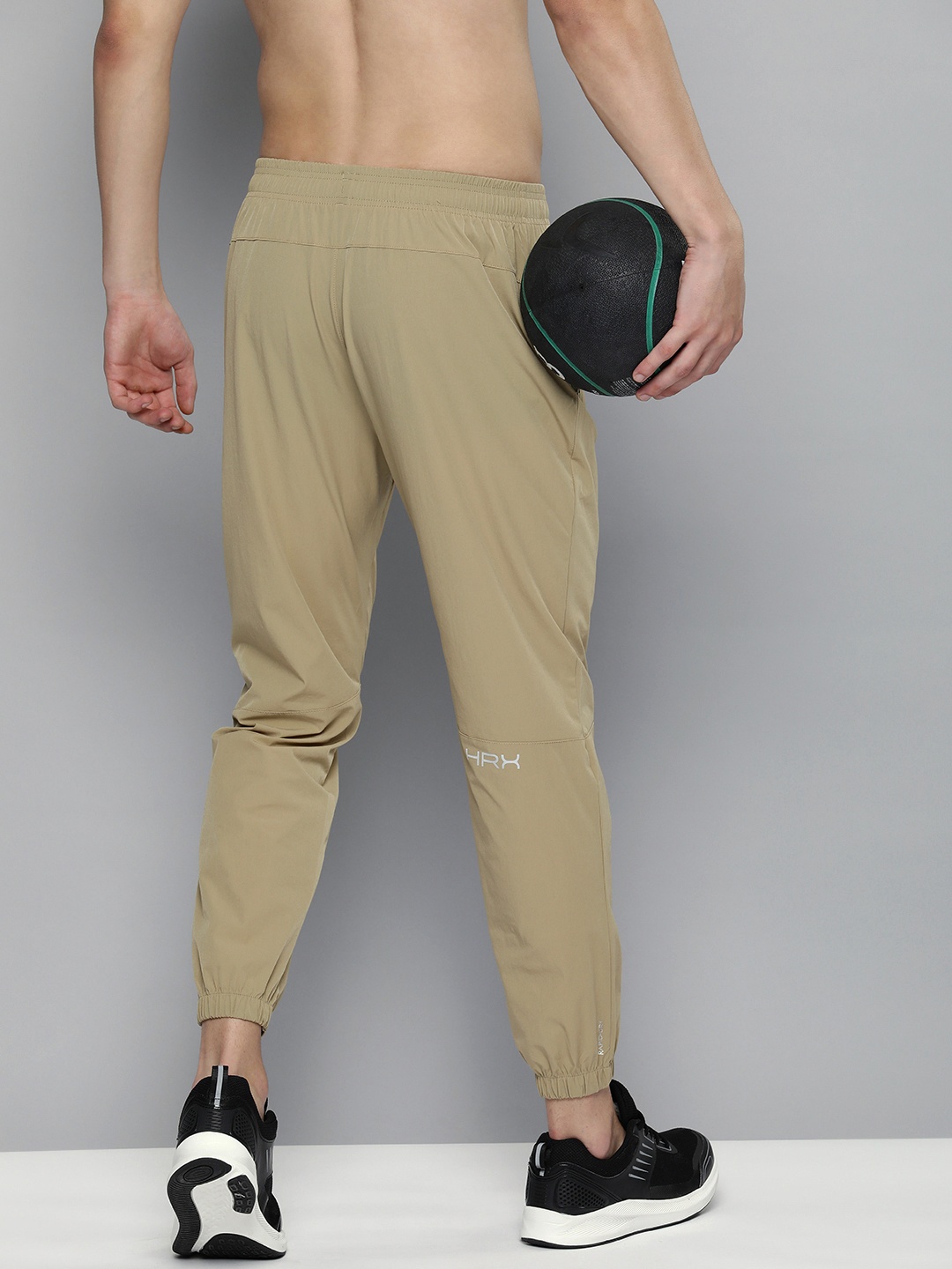 

HRX by Hrithik Roshan Men Training Joggers, Khaki