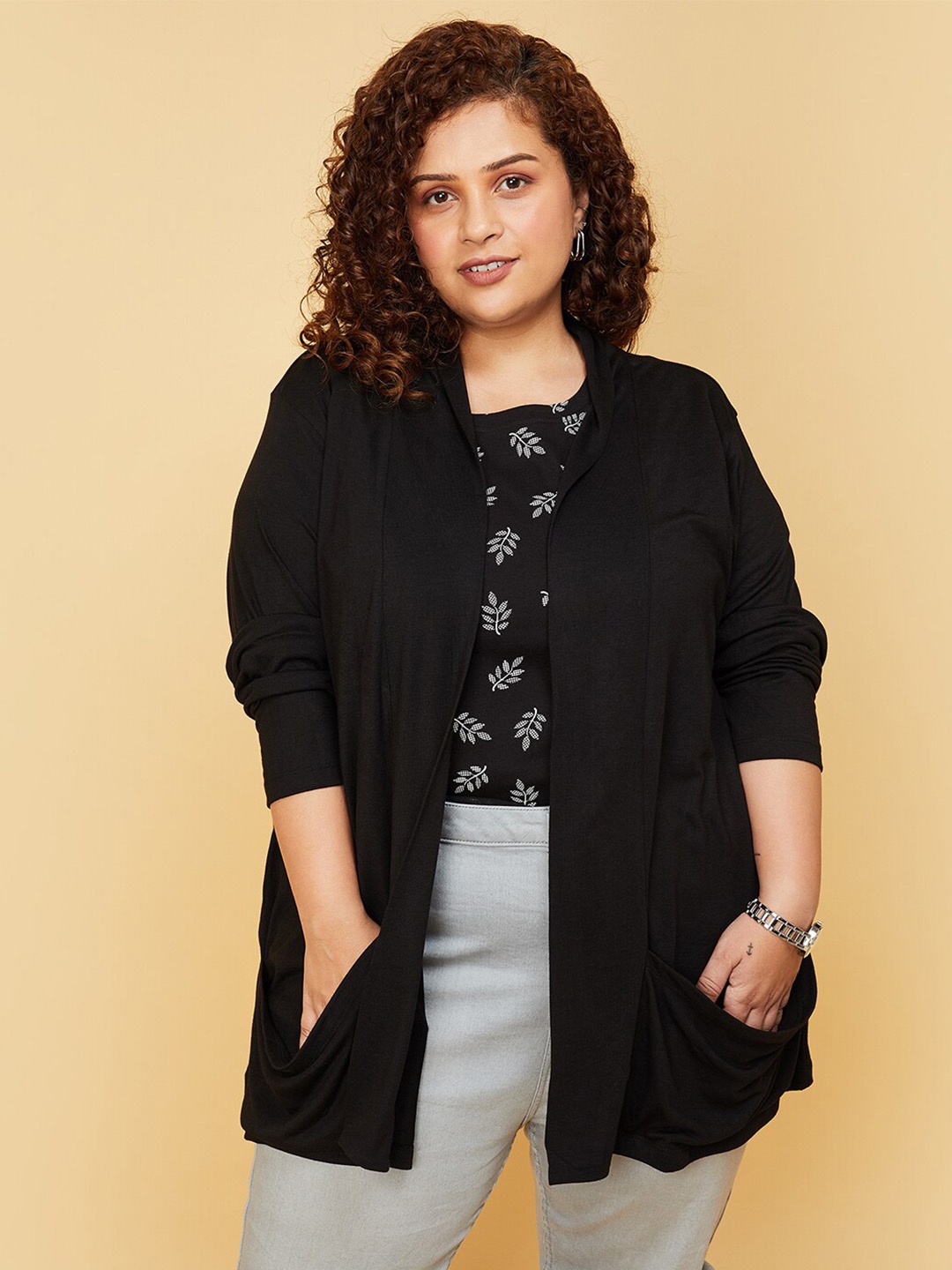 

max Long Sleeves Acrylic Shrug, Black