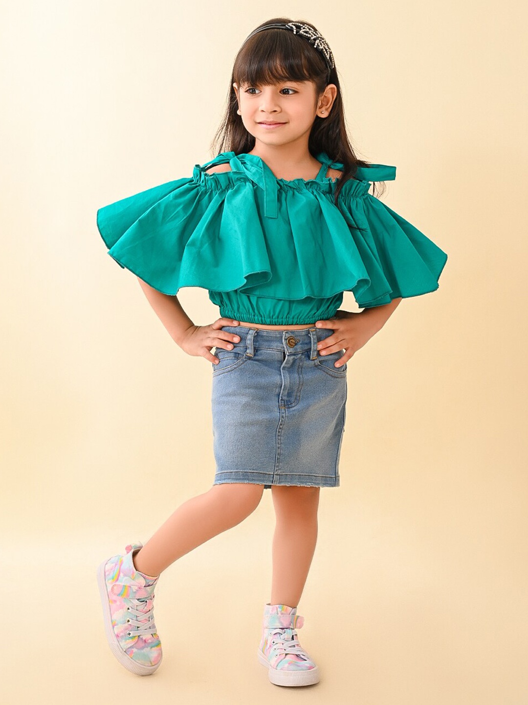 

LilPicks Girls Cold-Shoulder Cotton Frilled Crop Top, Green