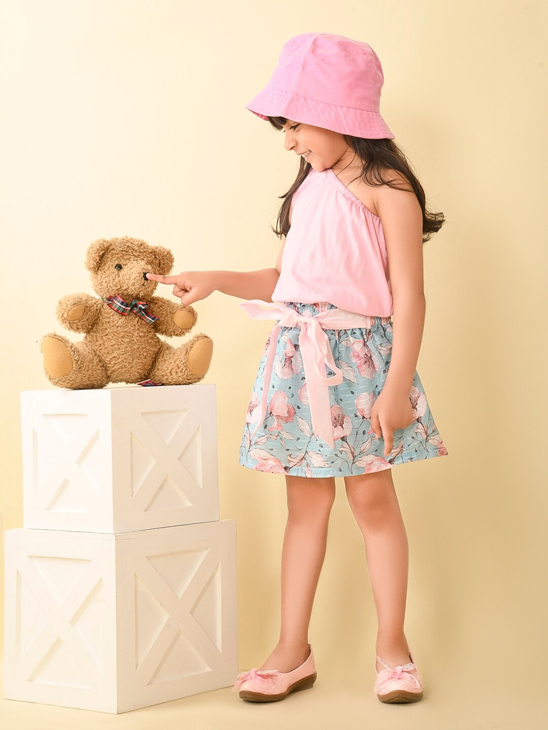 

LilPicks Girls Waist Tie-Up Detail Top with Skirt, Pink
