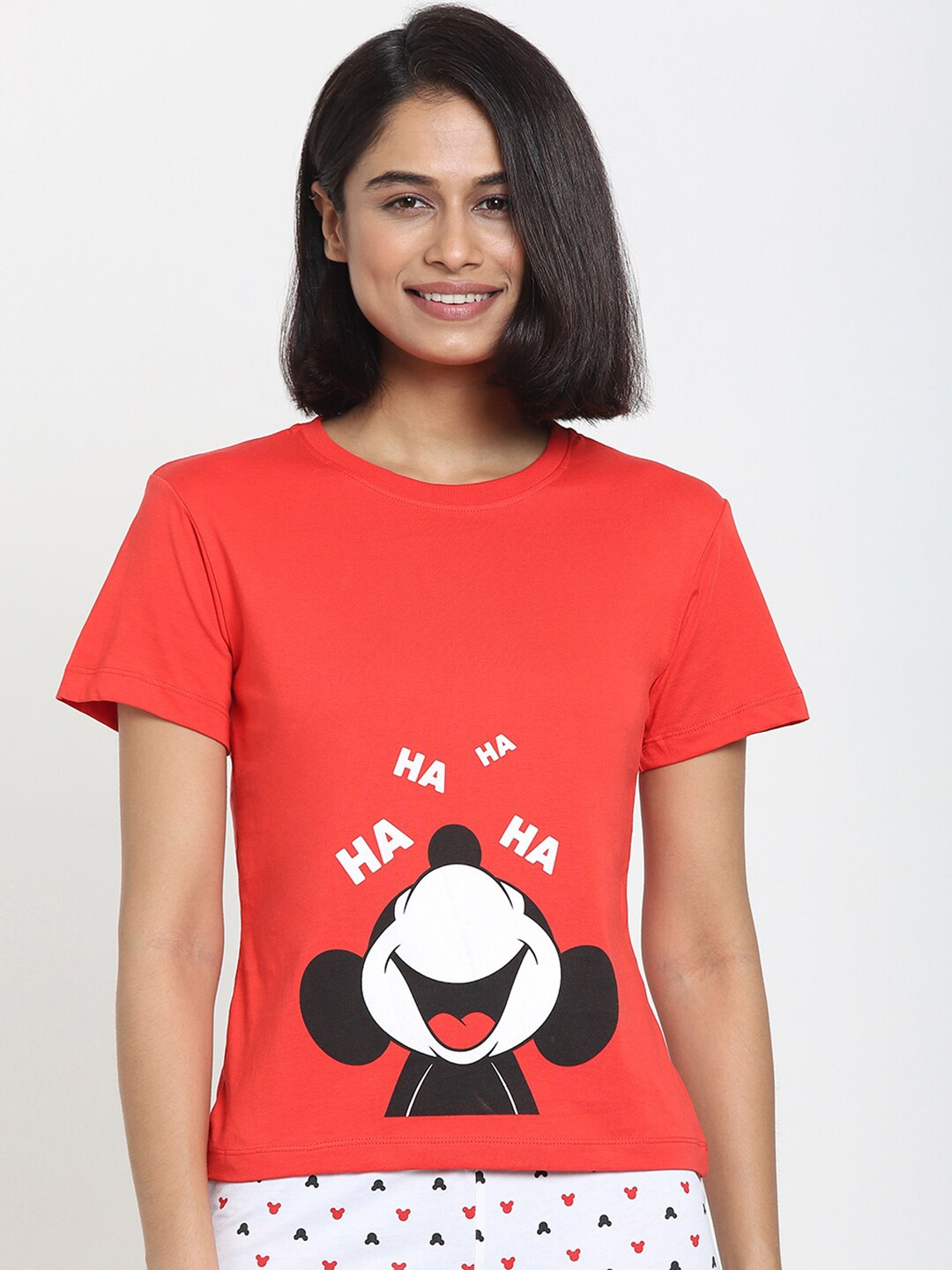 

Bewakoof Plus Women Mickey Printed Pure Cotton T-shirt & Shorts, Red