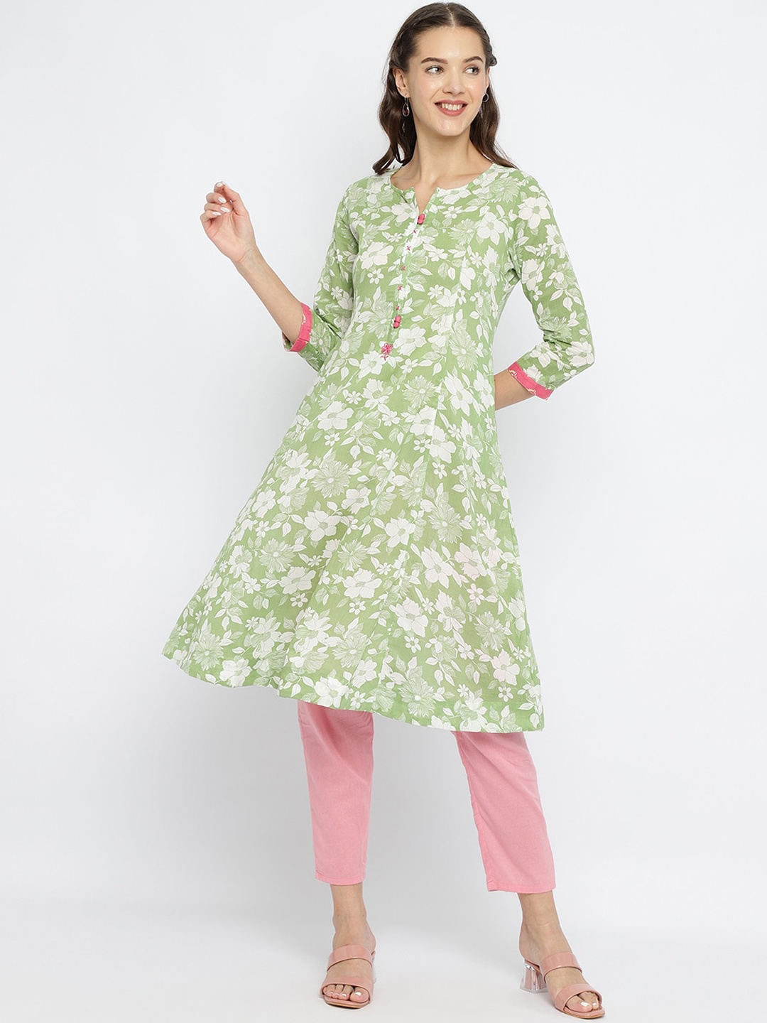 

Be Indi Women Round Neck Floral A-Line Regular Kurta, Green