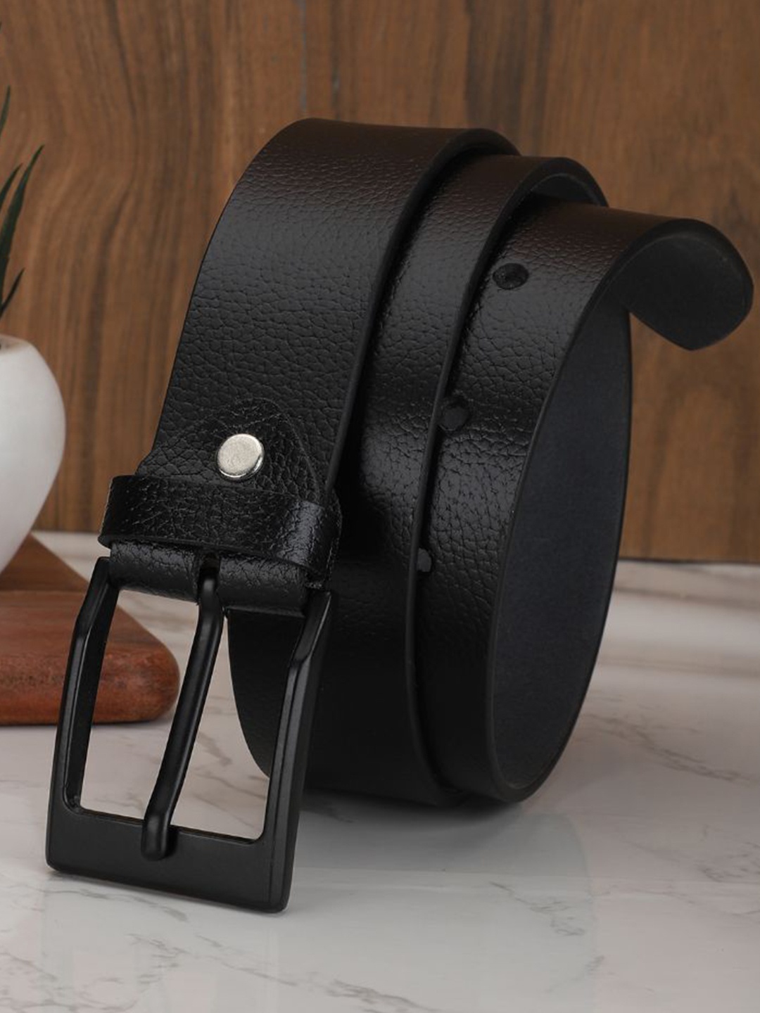 

Roadster Men Black Leather Formal Belts