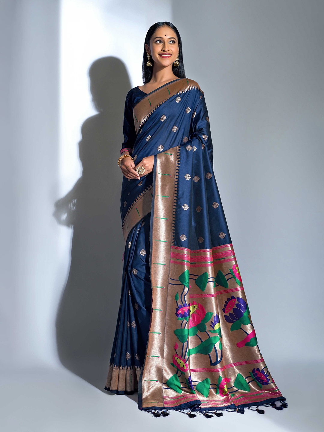 

Mitera Blue & Gold-Toned Ethnic Motifs Woven Design Zari Paithani Saree