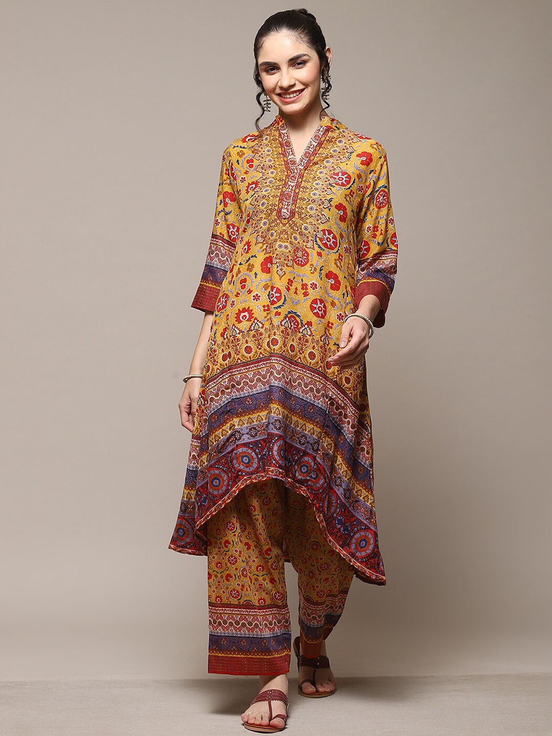 

Biba Ethnic Motifs Printed Band Collar Kurta with Palazzos, Yellow