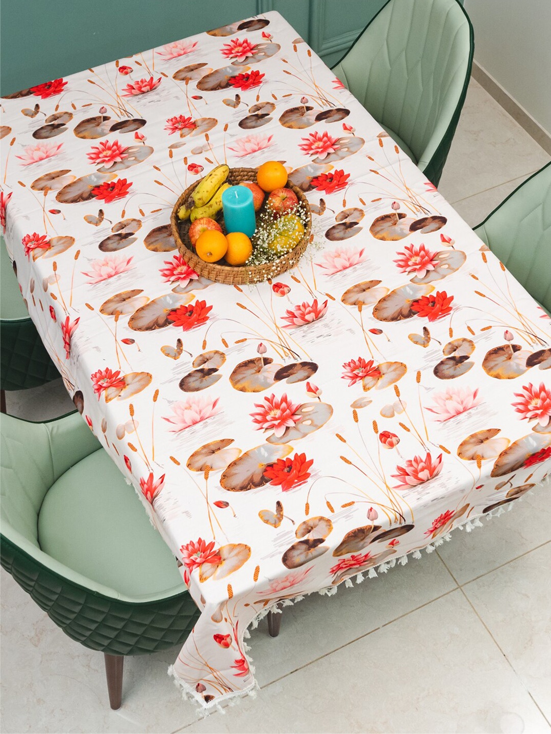 

URBAN SPACE Cream-Coloured Floral Printed Table Cover