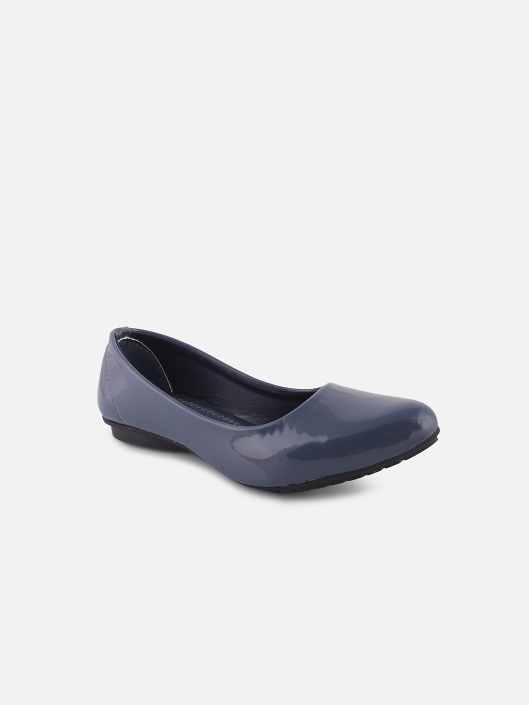 

White World Girls Pointed Toe Ballerinas, Navy blue