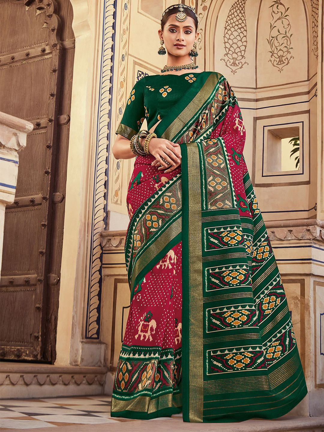 

Mitera Red & Green Ethnic Printed Zari Saree