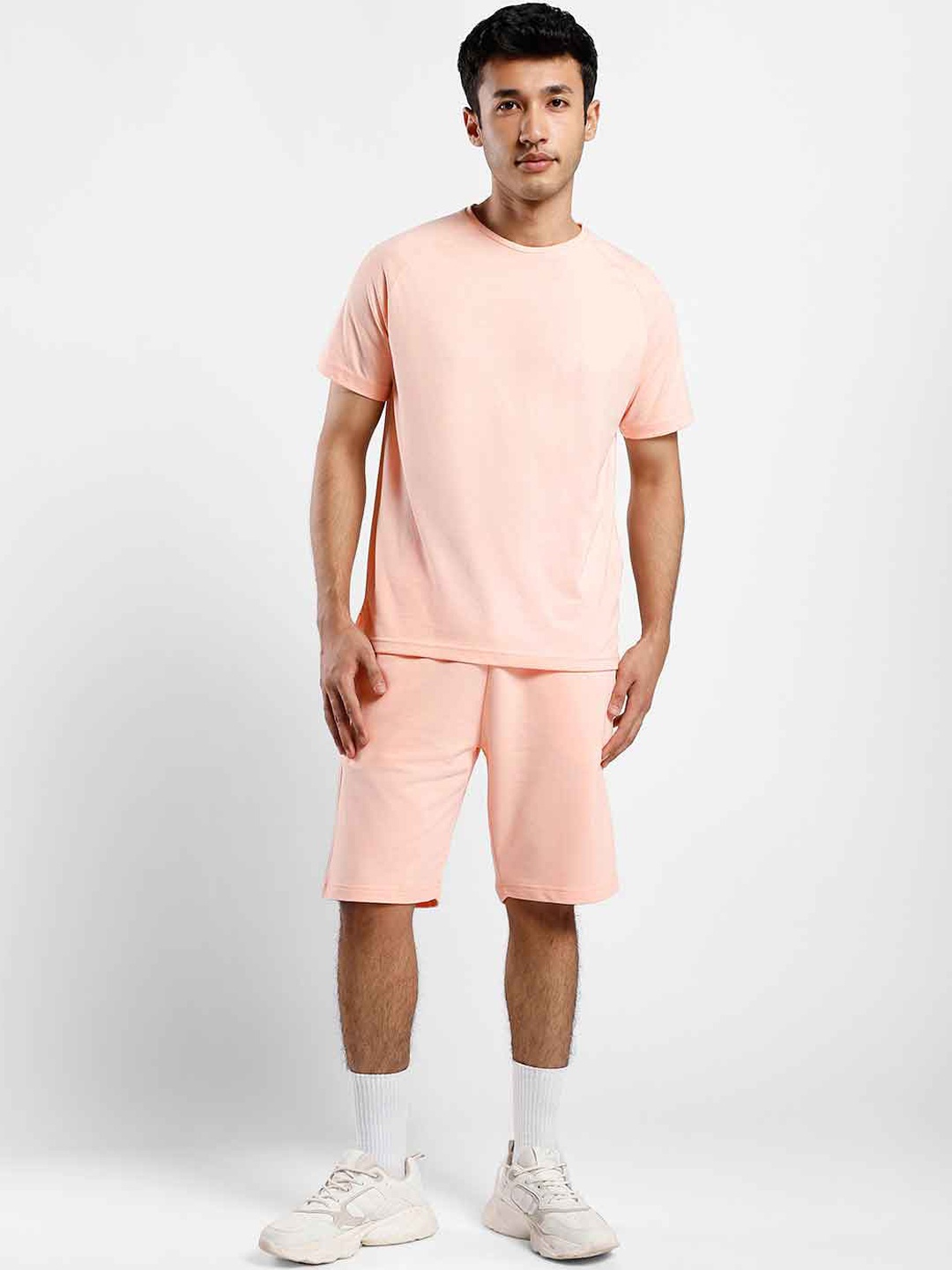 

NOBERO Raglan Sleeves T-shirt & Shorts Co-Ords Set, Pink