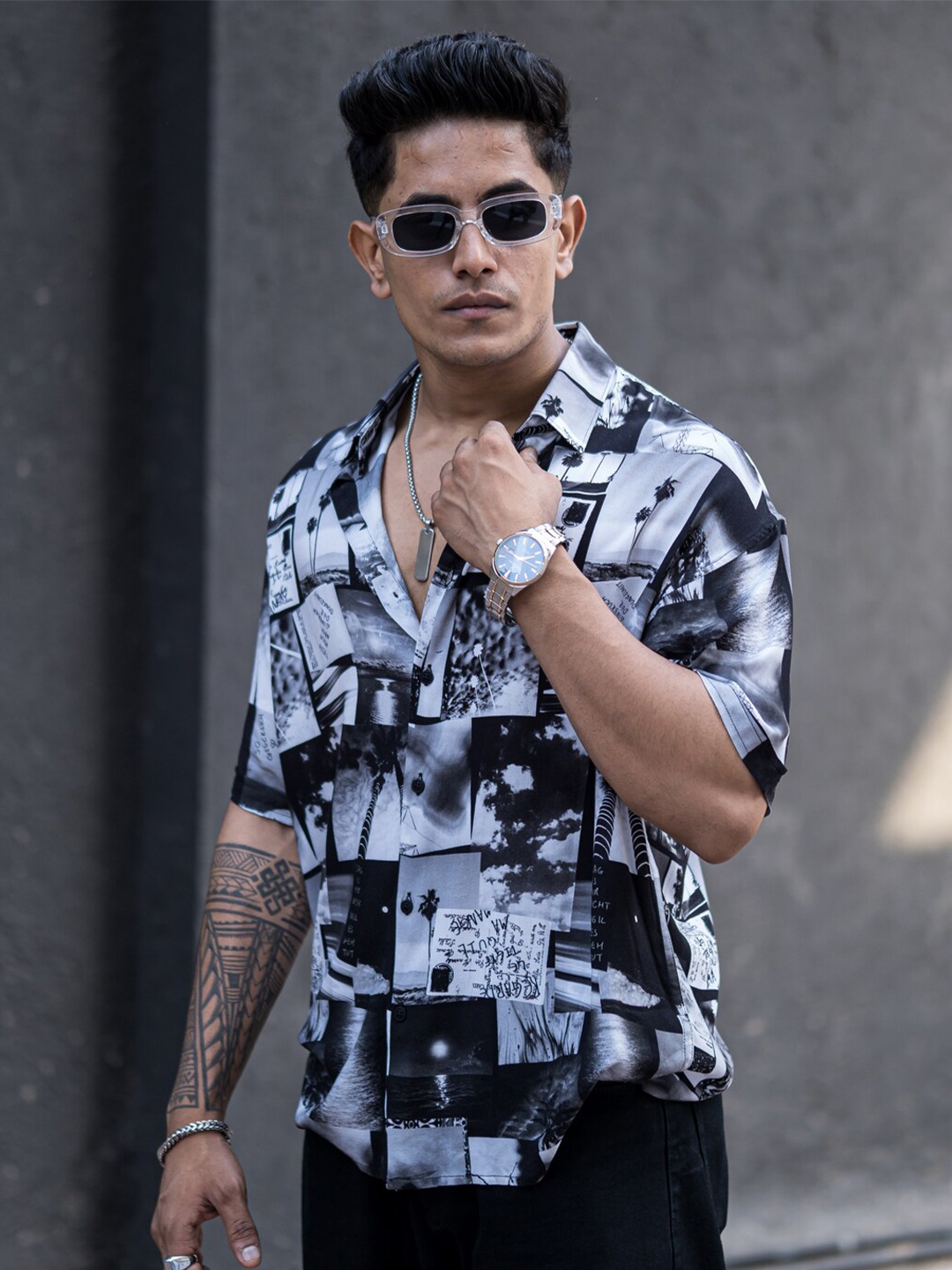 

Powerlook Black India Slim Graphic Printed Spread Collar Opaque Casual Shirt
