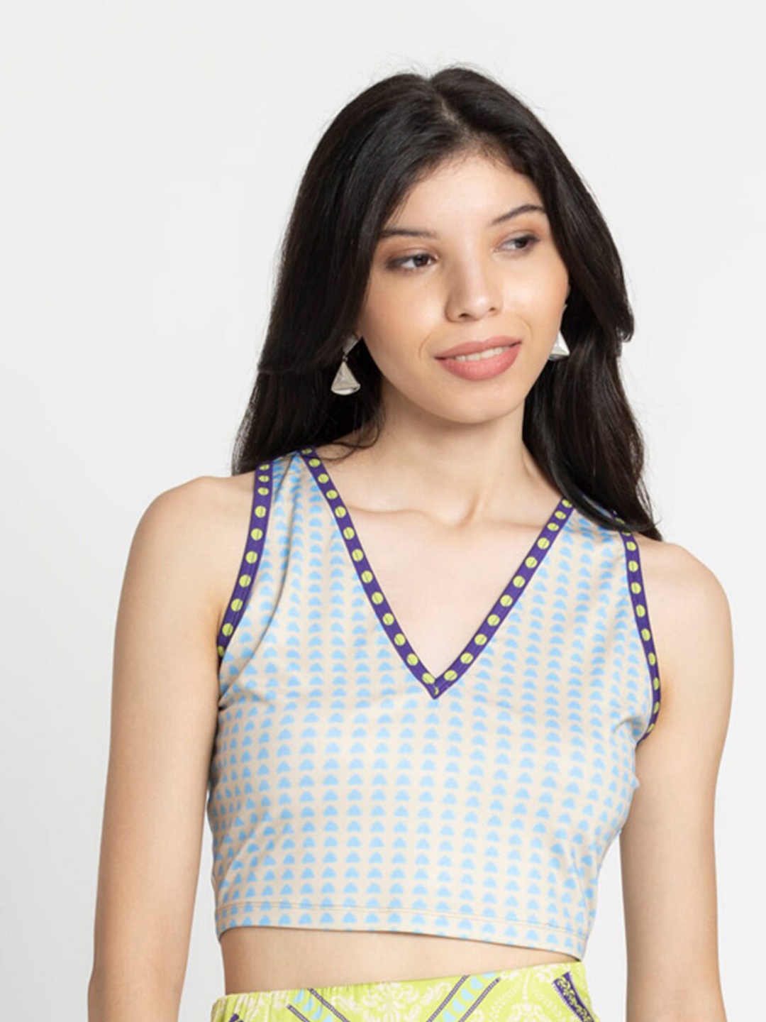 

SHAYE Abstract Printed V-Neck Sleeveless Crop Top, Grey