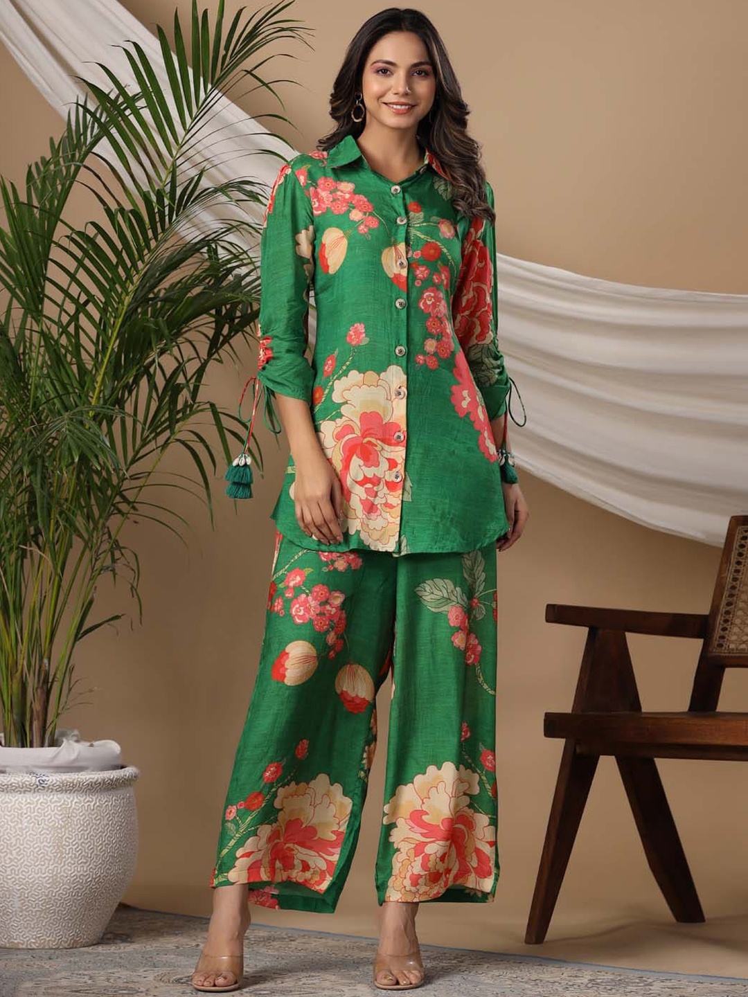 

Meena Bazaar Floral Printed Regular Top with Trousers, Green