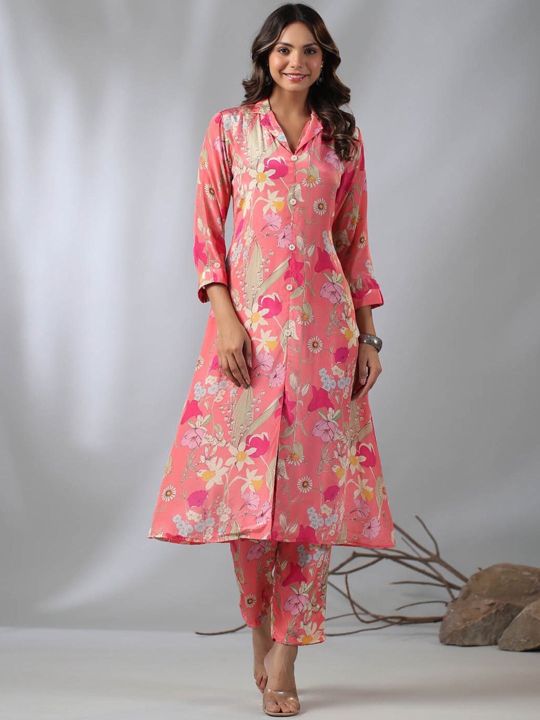 

Meena Bazaar Floral Printed Regular Kurta with Trousers, Peach