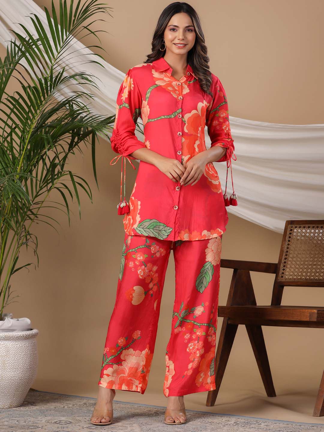 

Meena Bazaar Floral Printed Regular Kurti With Trousers, Pink