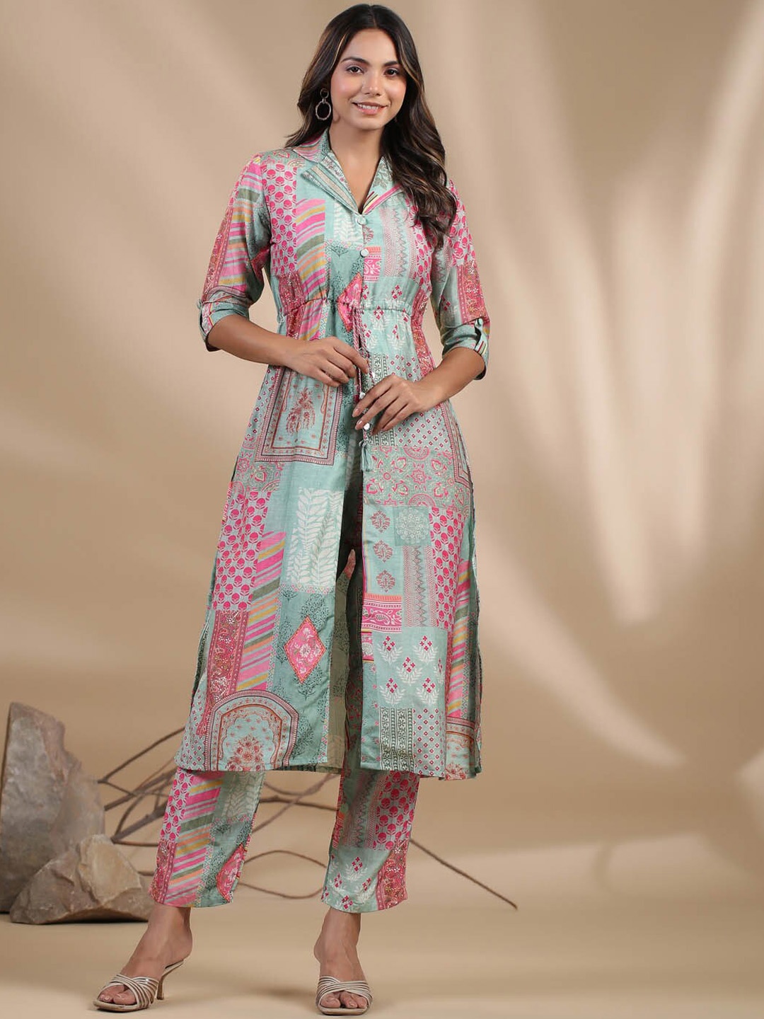

Meena Bazaar Floral Printed Regular Kurta With Trousers, Sea green