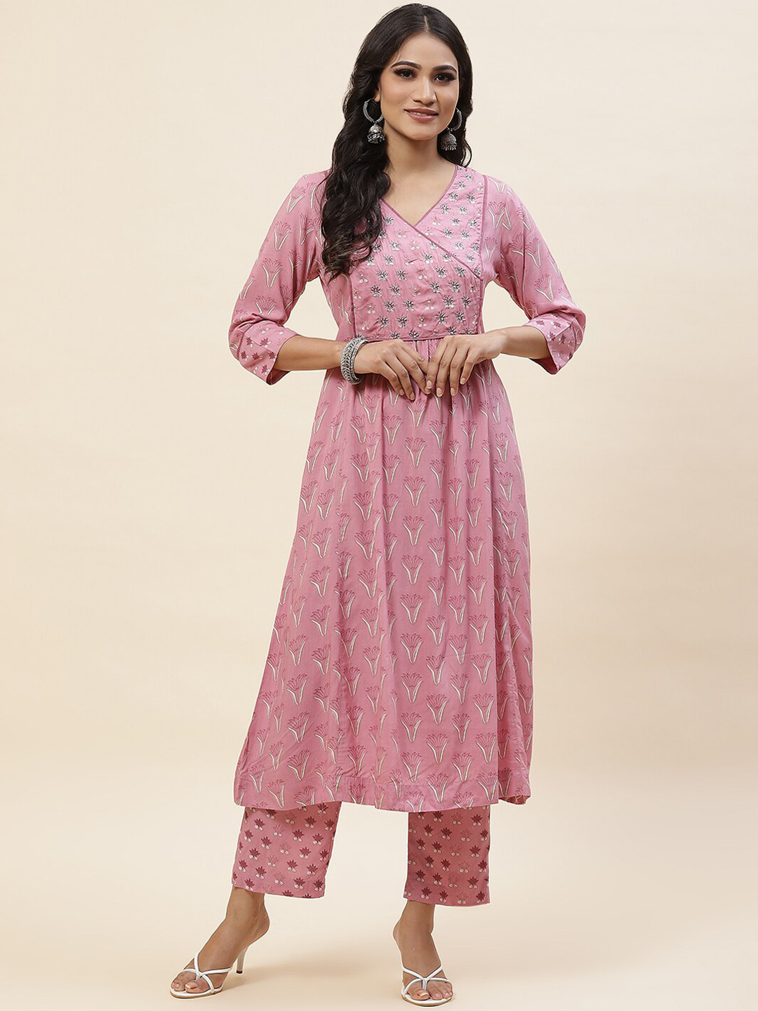 

Meena Bazaar Floral Printed Empire Sequinned Kurta With Trousers, Pink