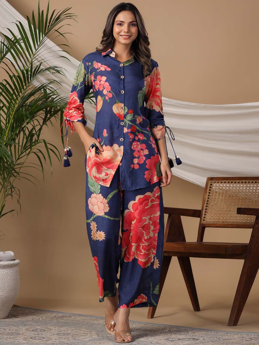 

Meena Bazaar Women Printed Shirt With Trousers Co-Ords, Blue